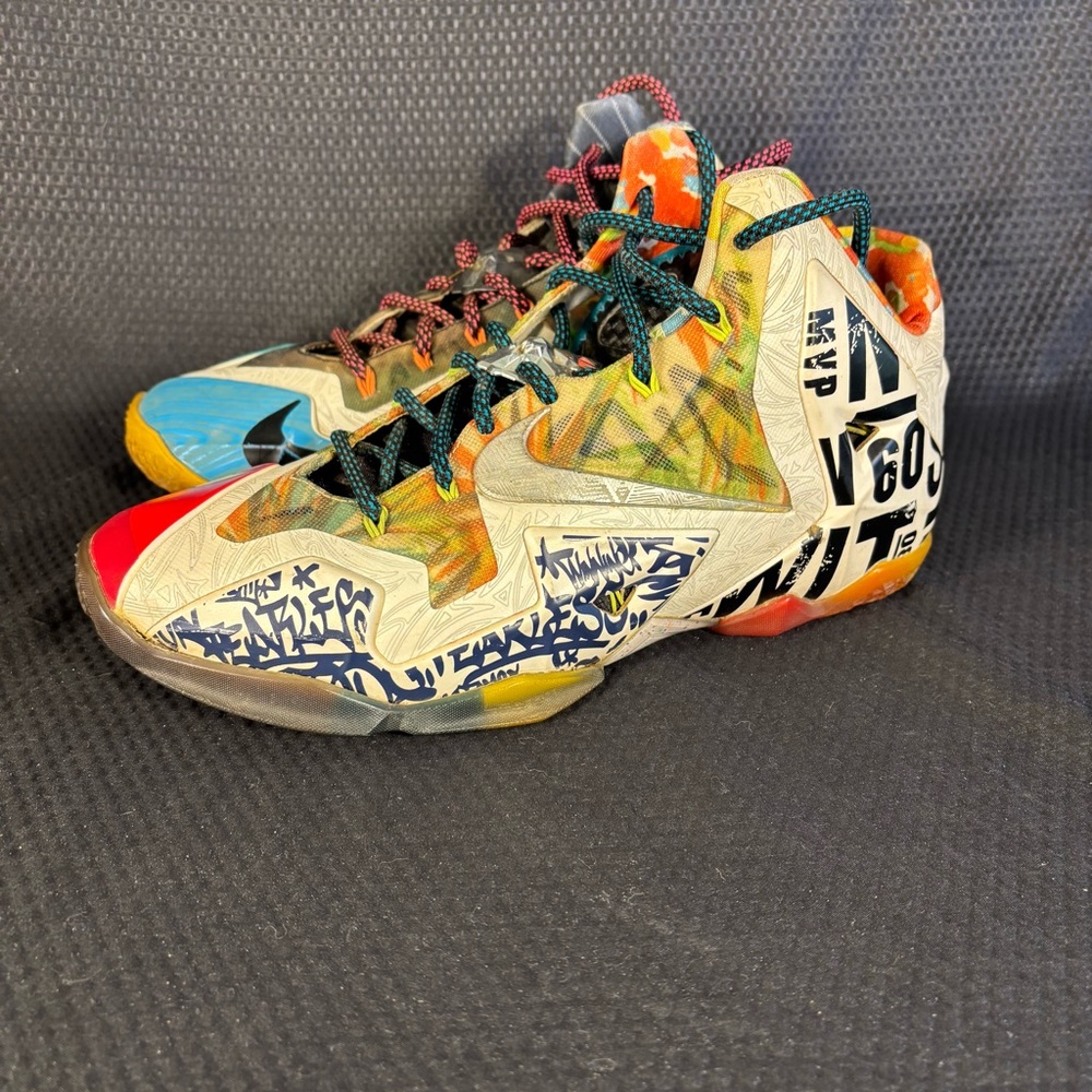 Nike LeBron 11 Premium What the LeBron Size 9.5 NYC Tale of 3 Cities 2013